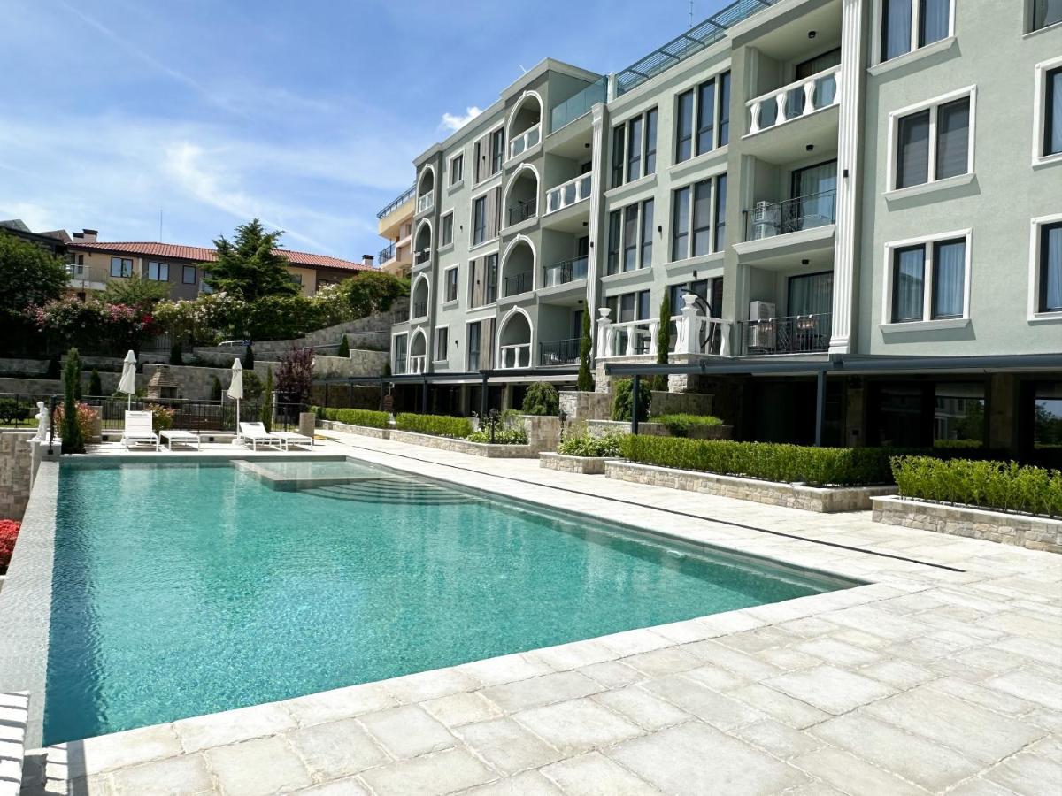 Mediterranea Complex - Luxury Apartment With Sea & Pool View! ヴァルナ エクステリア 写真